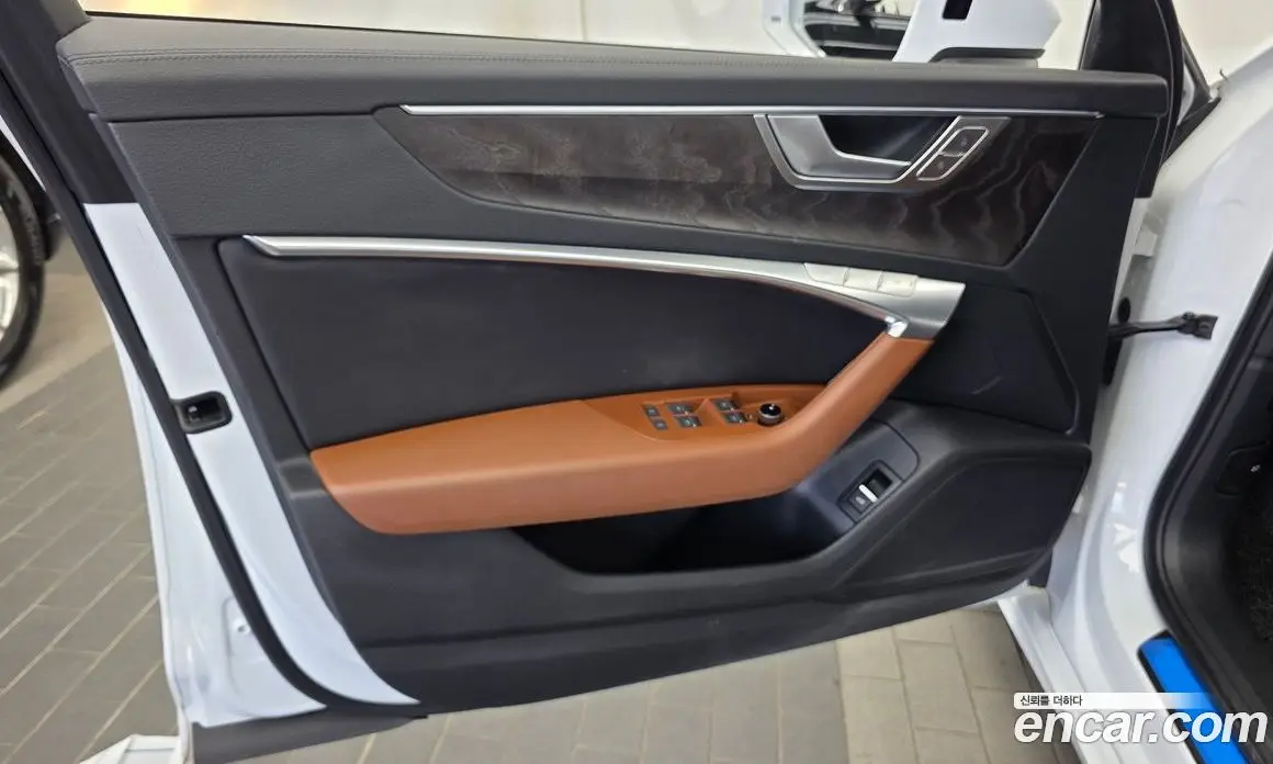 Audi A6 2021 2.0 автомат (гидро), фото 14
