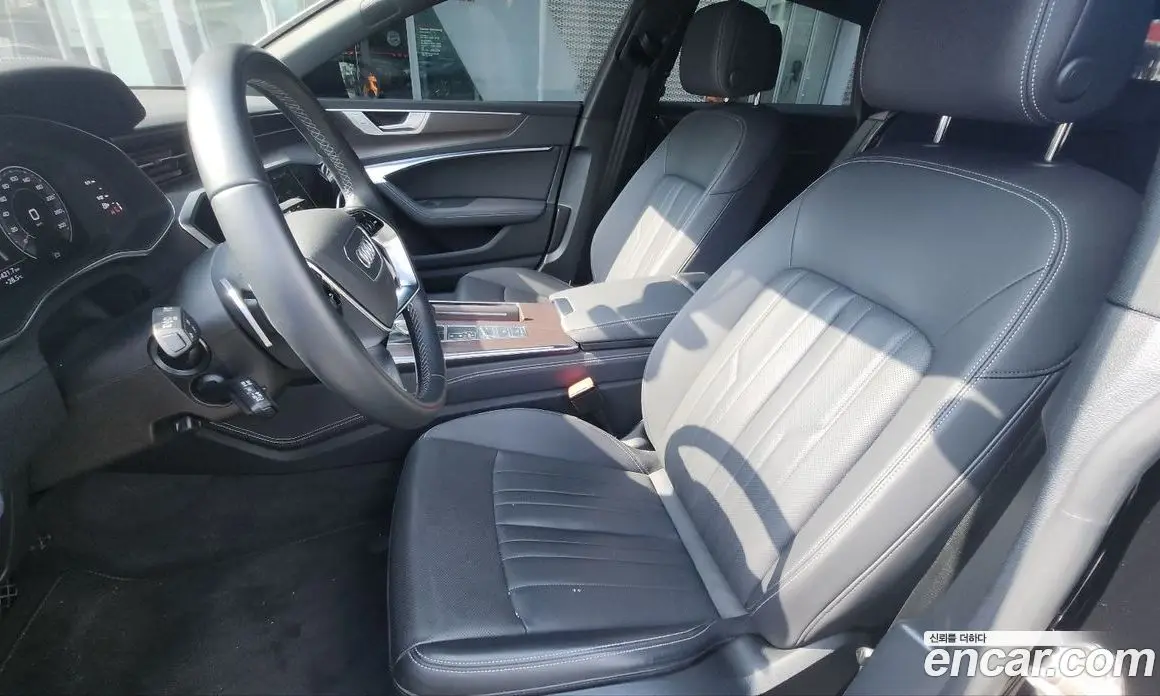 Audi A7 2023 3.0 автомат (гидро), фото 12