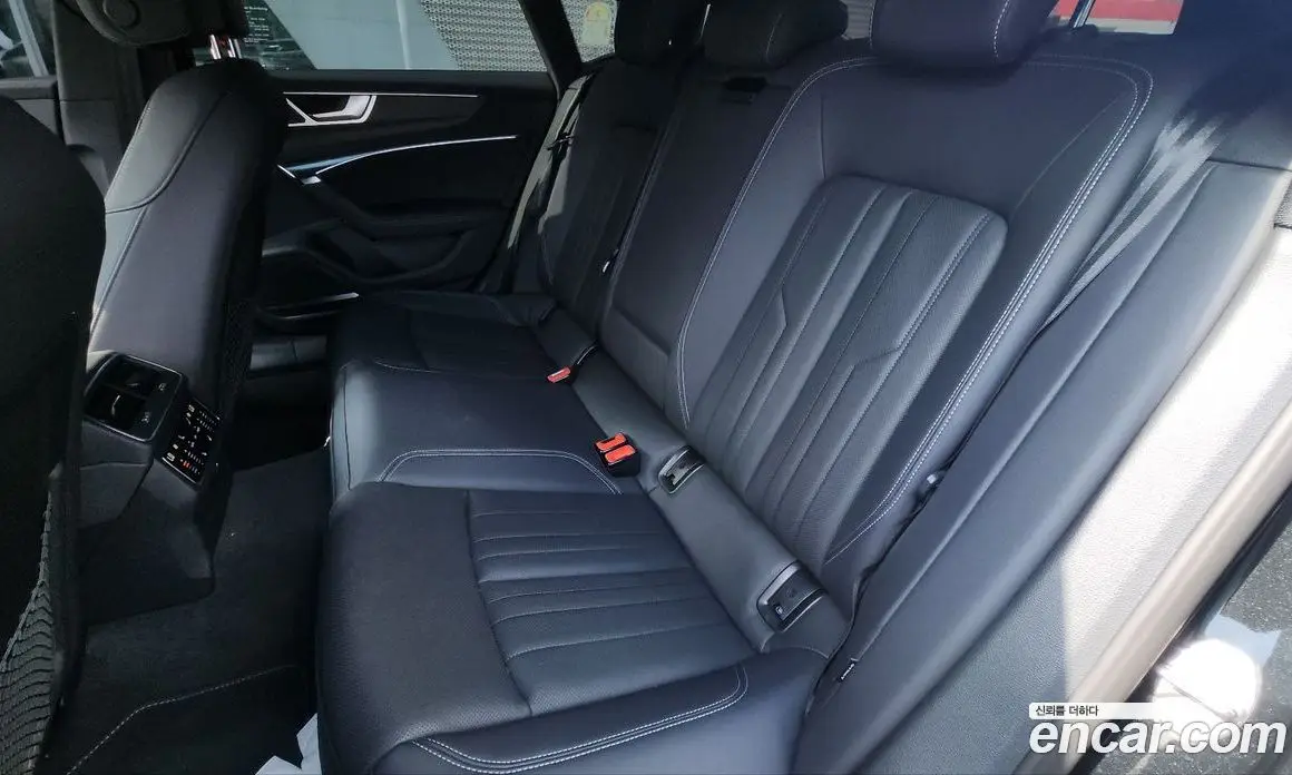 Audi A7 2023 3.0 автомат (гидро), фото 13