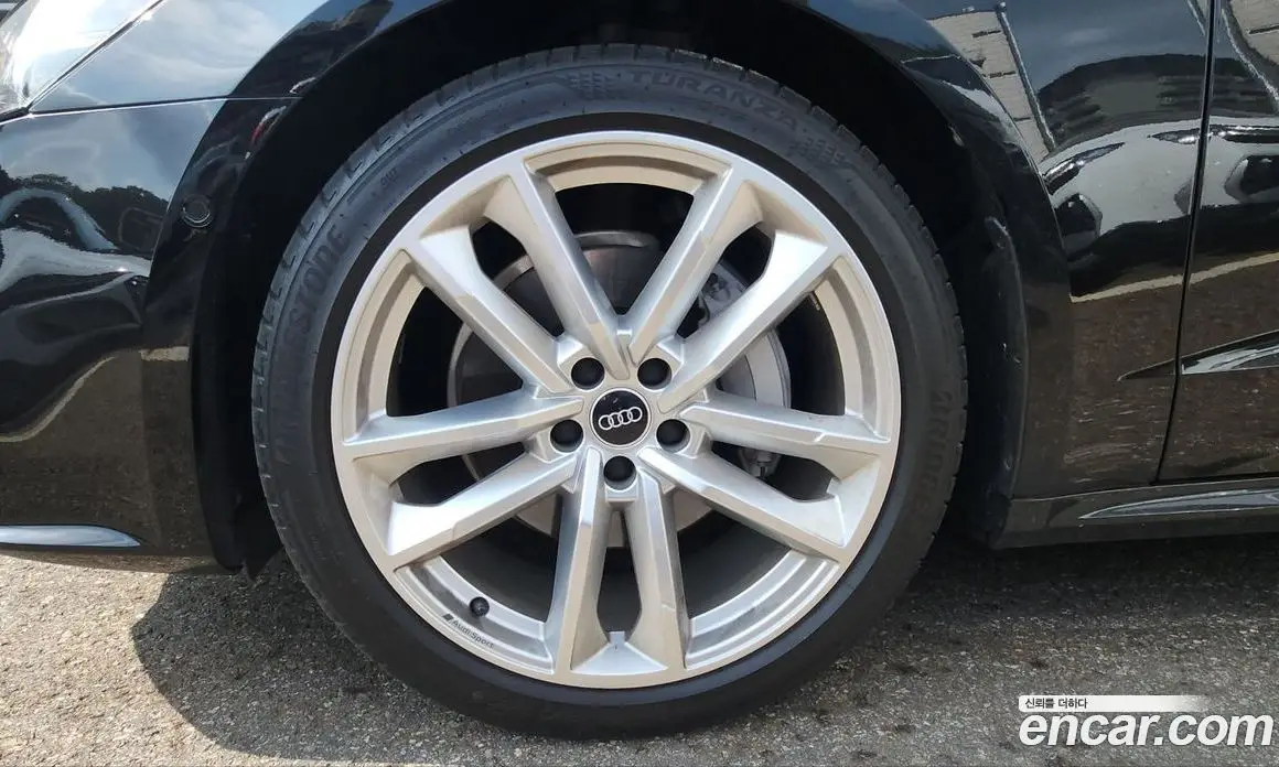 Audi A7 2023 3.0 автомат (гидро), фото 15