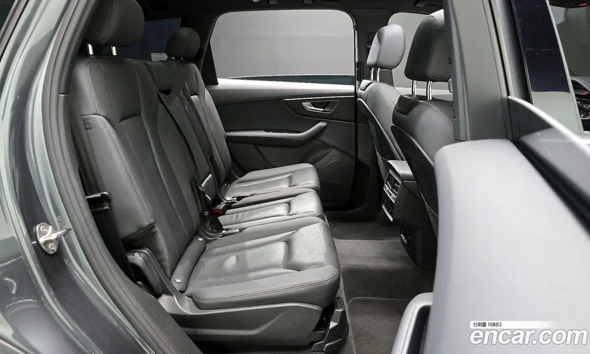 Audi Q7 2021 3.0 автомат (гидро), фото 17