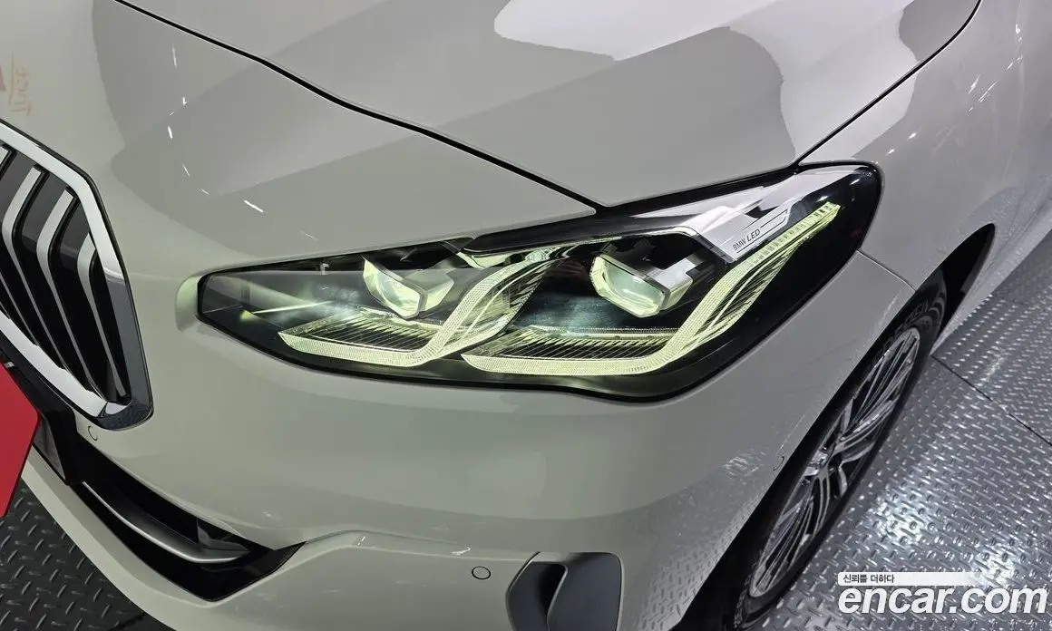 BMW 2 серия 2024 2.0 автомат (гидро), фото 8 BMW 2 серия 2024 2.0 автомат (гидро), фото 8