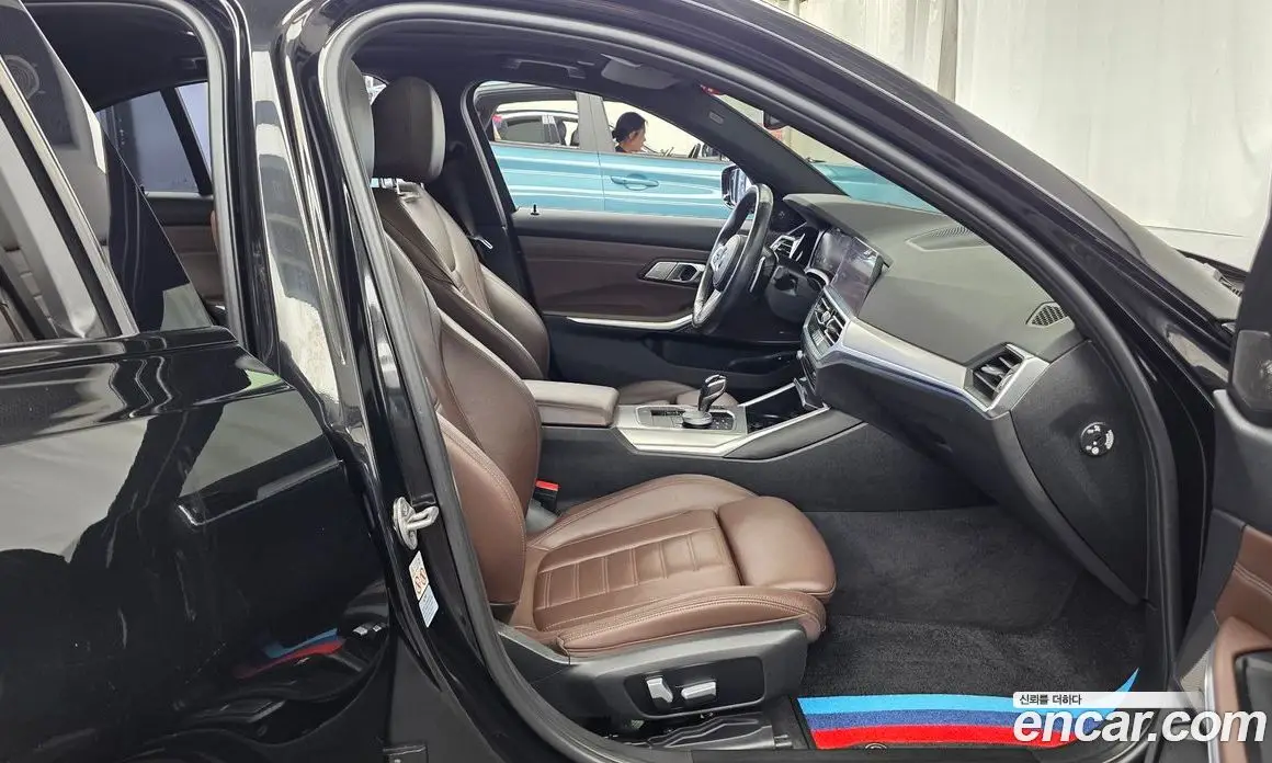 BMW 3 серия 2021 2.0 автомат (гидро), фото 17