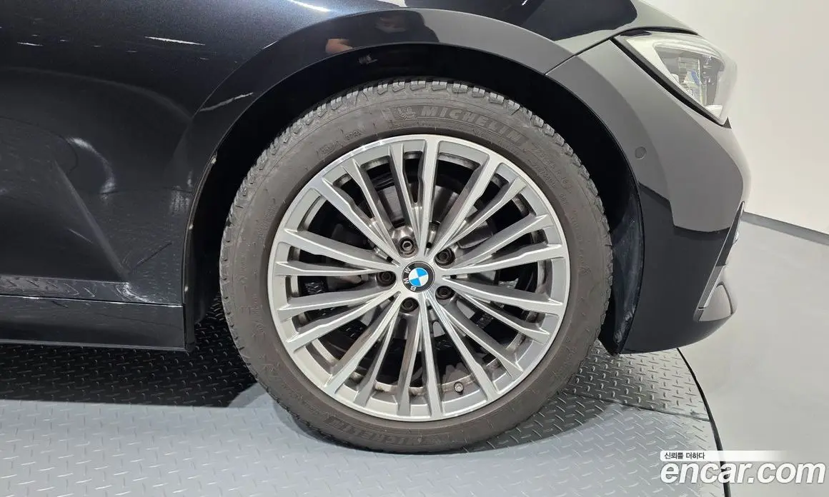 BMW 3 серия 2022 2.0 автомат (гидро), фото 7