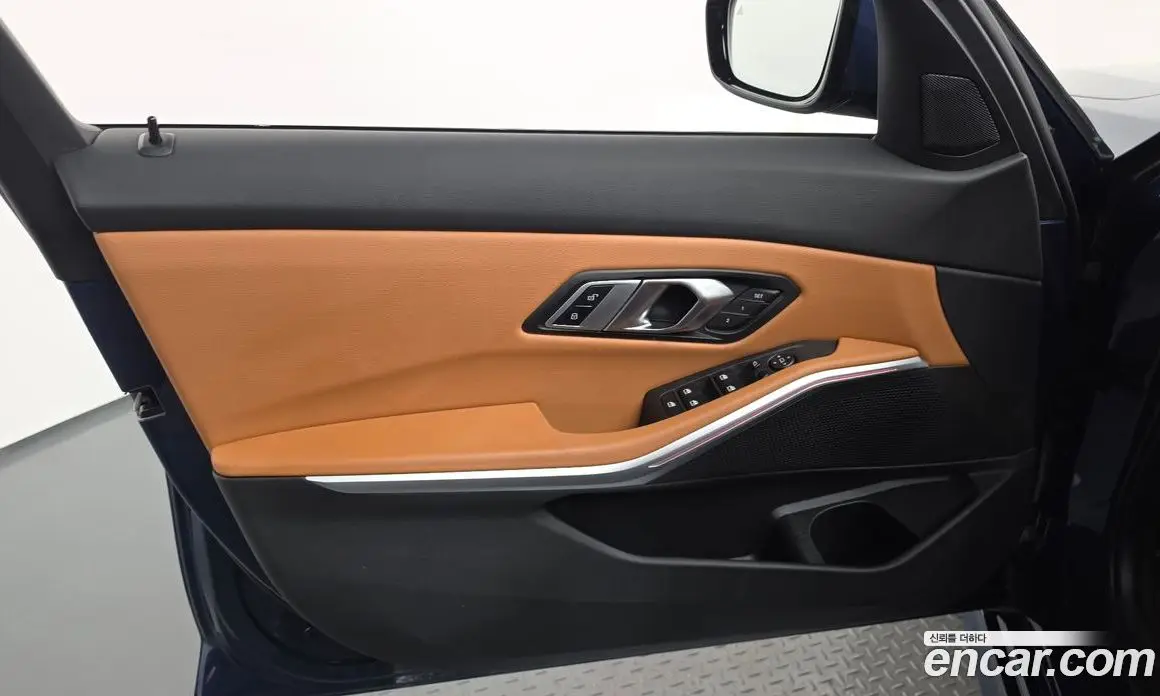 BMW 3 серия 2023 2.0 автомат (гидро), фото 14 BMW 3 серия 2023 2.0 автомат (гидро), фото 14