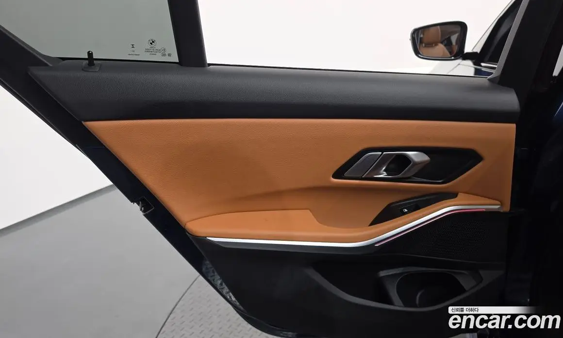 BMW 3 серия 2023 2.0 автомат (гидро), фото 15 BMW 3 серия 2023 2.0 автомат (гидро), фото 15