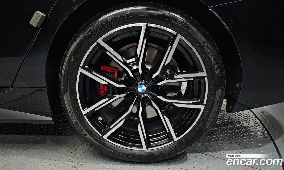 BMW 4 серия 2025 2.0 автомат (гидро), фото 6