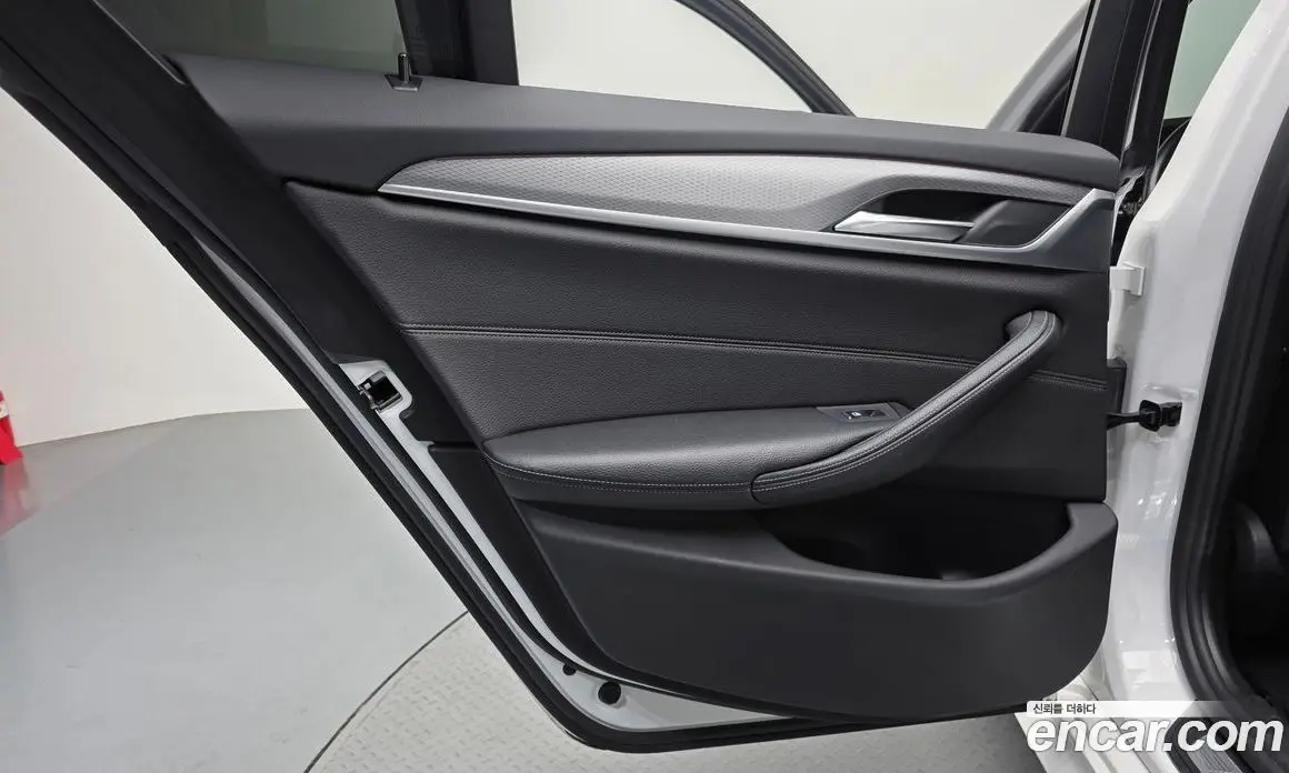 BMW 5 серия 2017 2.0 автомат (гидро), фото 15 BMW 5 серия 2017 2.0 автомат (гидро), фото 15