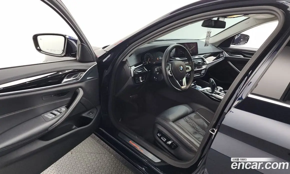 BMW 5 серия 2019 2.0 автомат (гидро), фото 13