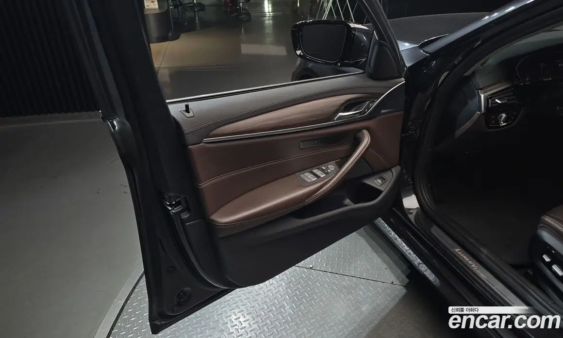 BMW 5 серия 2019 2.0 автомат (гидро), фото 14 BMW 5 серия 2019 2.0 автомат (гидро), фото 14