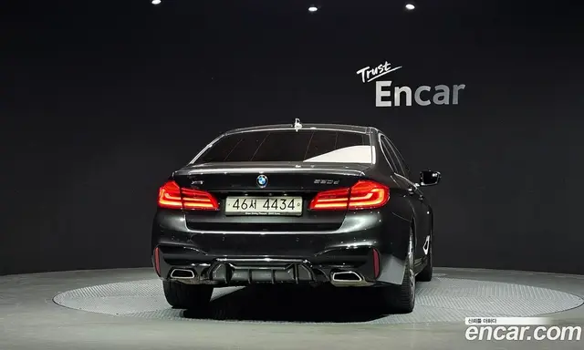 BMW 5 серия 2019 2.0 автомат (гидро), миниатюра 4 BMW 5 серия 2019 2.0 автомат (гидро), миниатюра 4