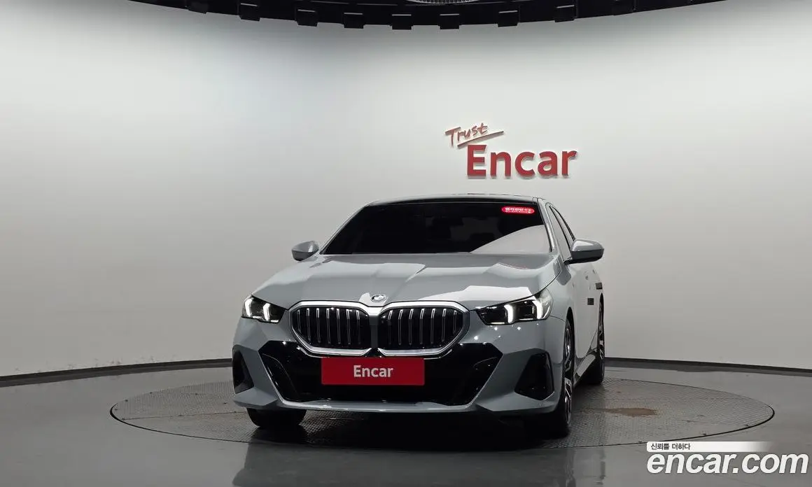 BMW 5 серия 2023 2.0 автомат (гидро), фото 2 BMW 5 серия 2023 2.0 автомат (гидро), фото 2