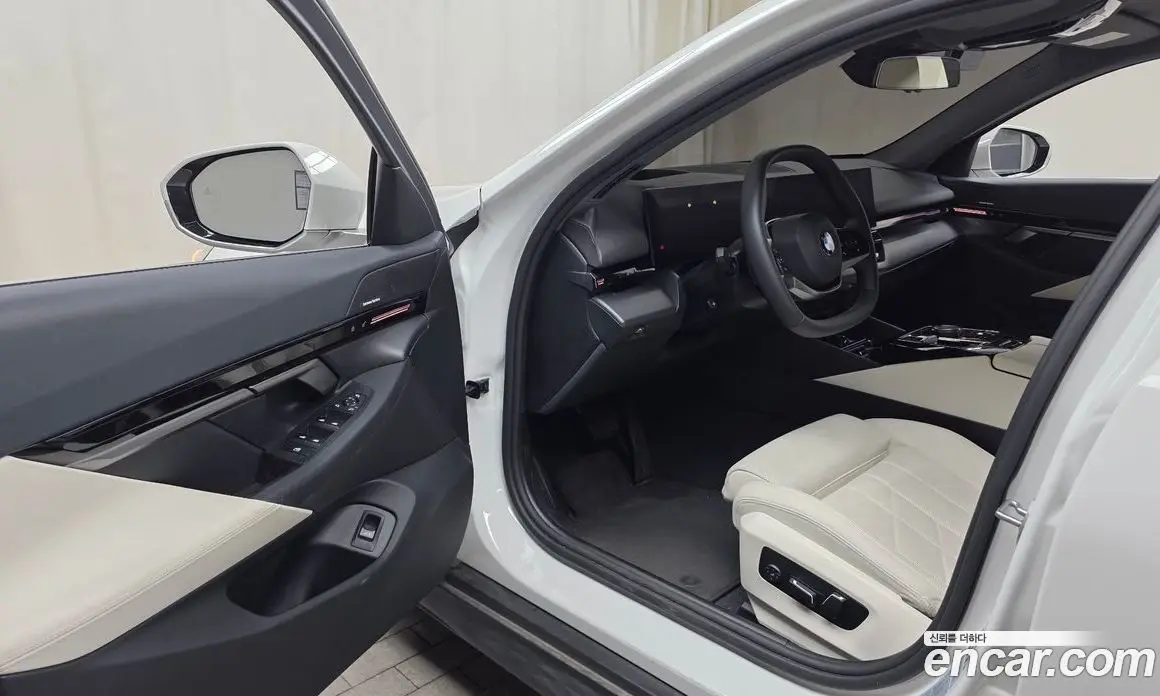 BMW 5 серия 2024 2.0 автомат (гидро), фото 12 BMW 5 серия 2024 2.0 автомат (гидро), фото 12