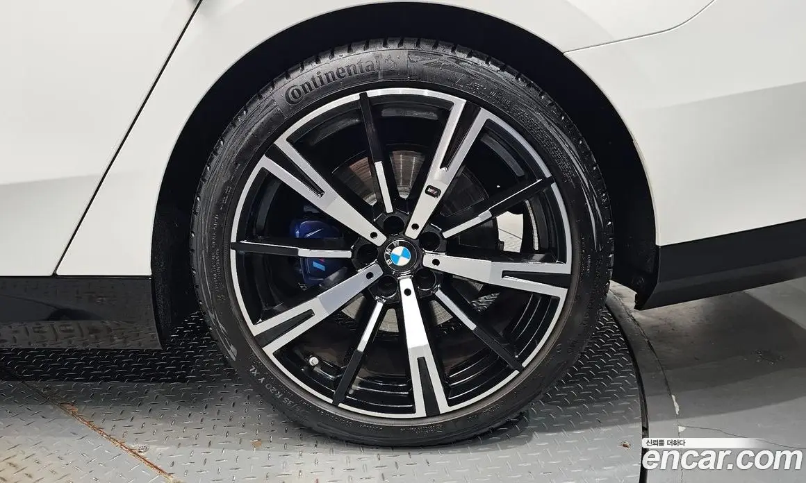BMW 5 серия 2024 2.0 автомат (гидро), фото 7 BMW 5 серия 2024 2.0 автомат (гидро), фото 7