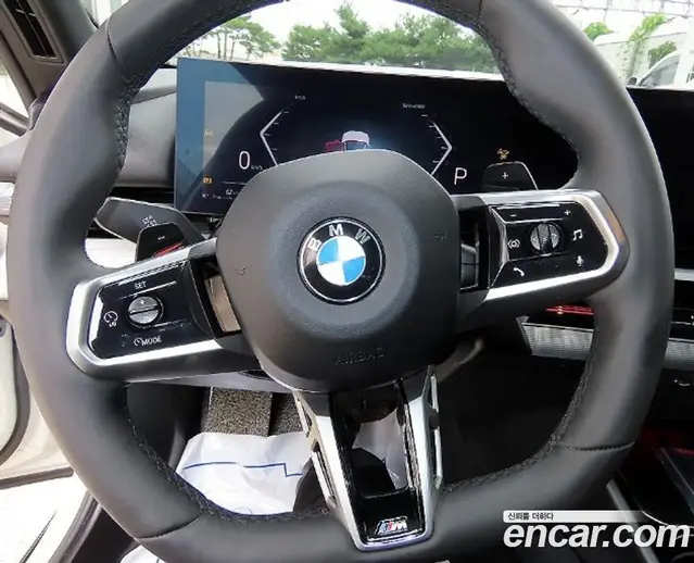 BMW 5 серия 2024 2.0 автомат (гидро), миниатюра 10