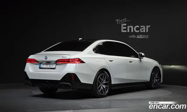 BMW 5 серия, 2025, 14 961 км