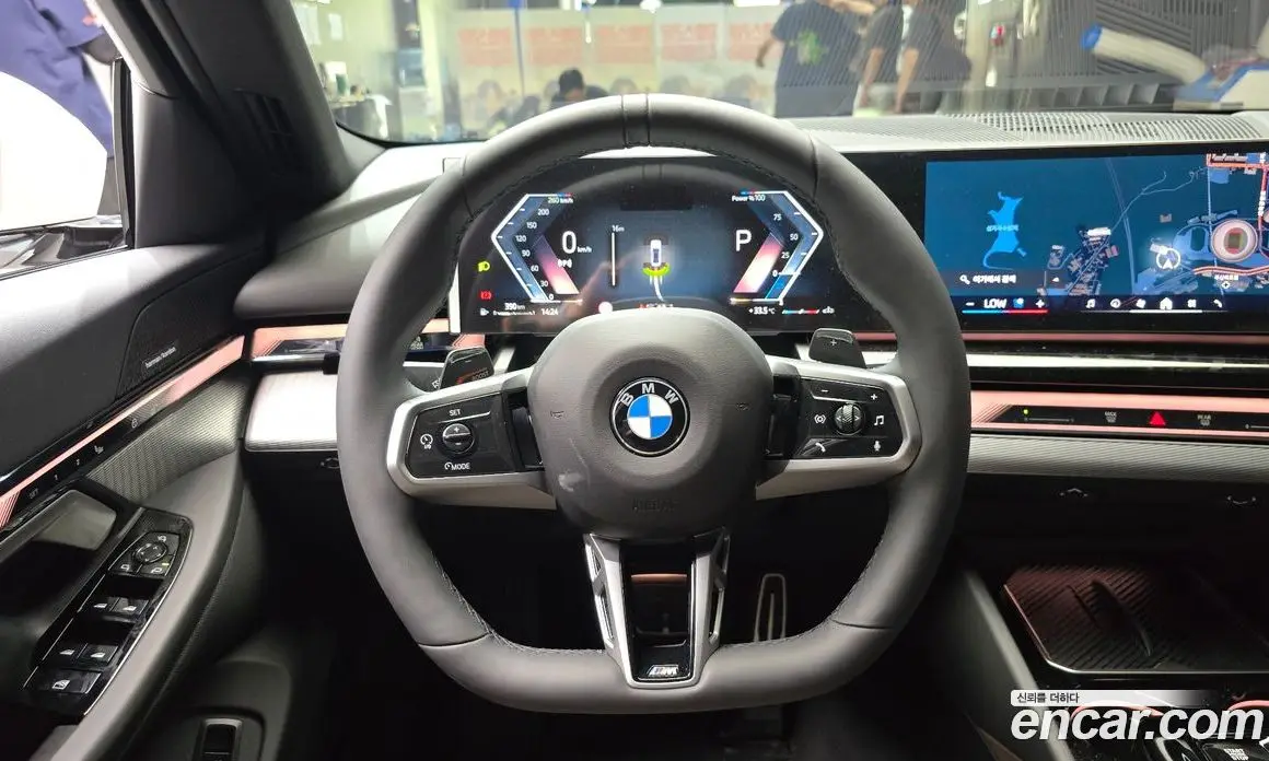 BMW 5 серия 2025 2.0 автомат (гидро), фото 19