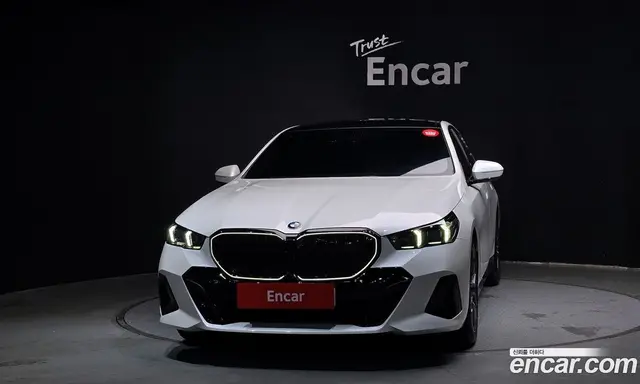 BMW 5 серия 2025 2.0 автомат (гидро), миниатюра 3