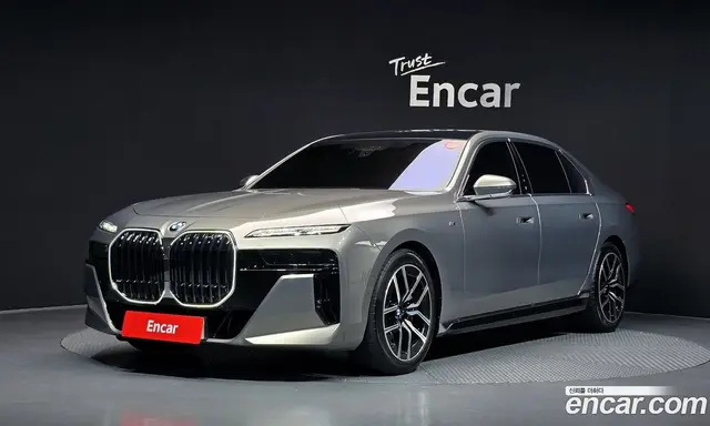 BMW 7 серия, 2024, 11 787 км