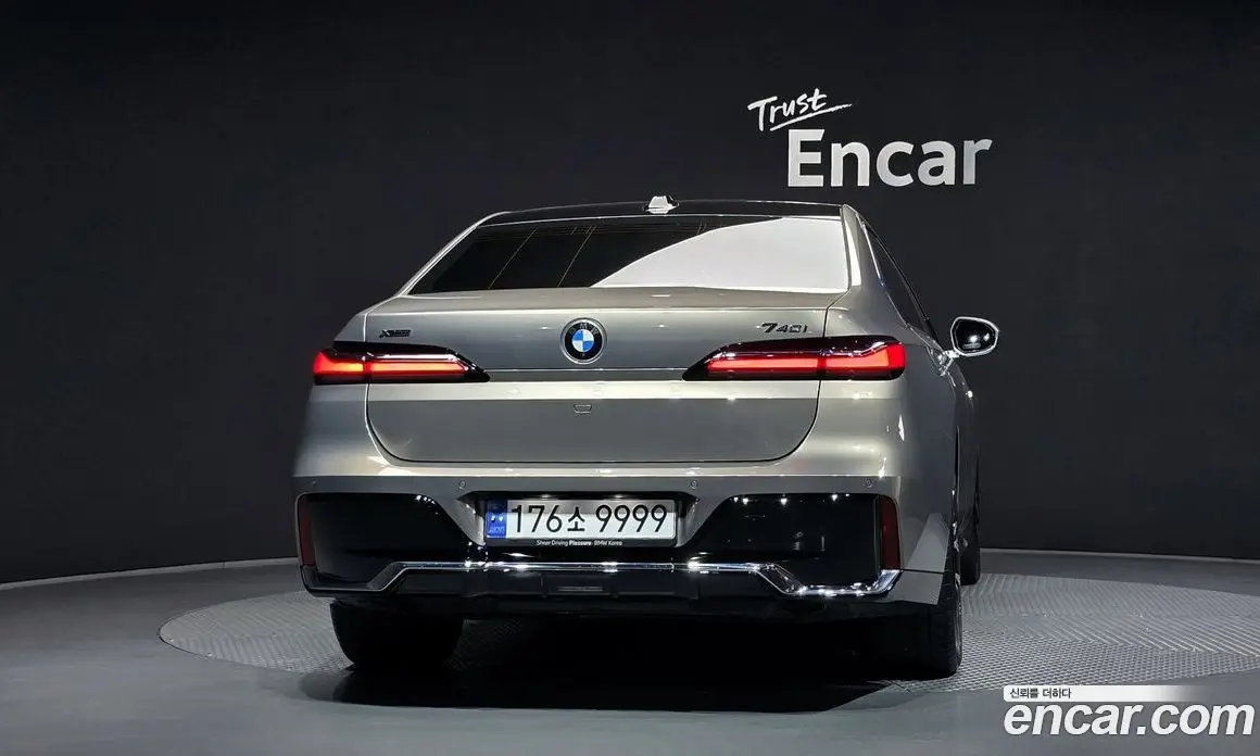 BMW 7 серия 2024 3.0 автомат (гидро), фото 4