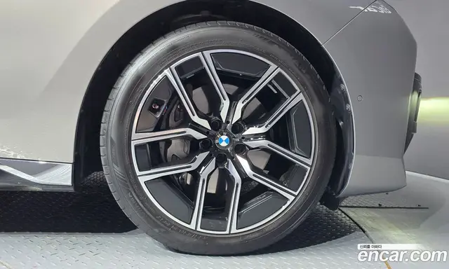 BMW 7 серия 2024 3.0 автомат (гидро), миниатюра 7