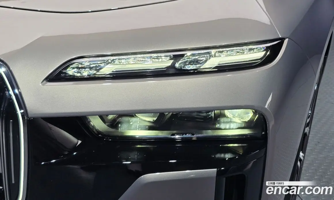 BMW 7 серия 2024 3.0 автомат (гидро), фото 8