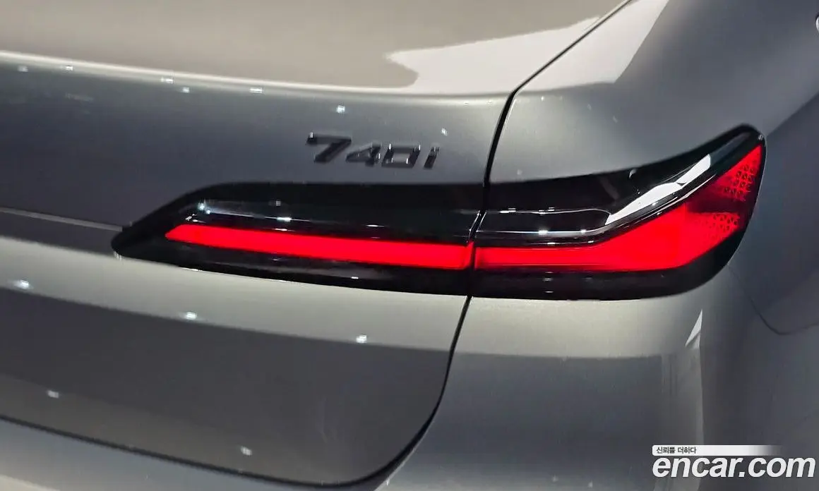 BMW 7 серия 2024 3.0 автомат (гидро), фото 9