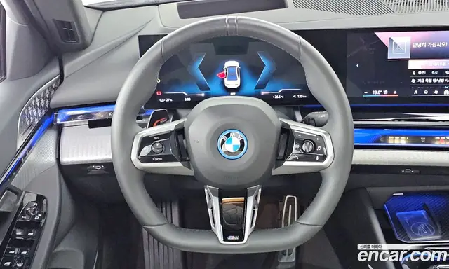 BMW i5 2025 0.2 автомат (гидро), миниатюра 12