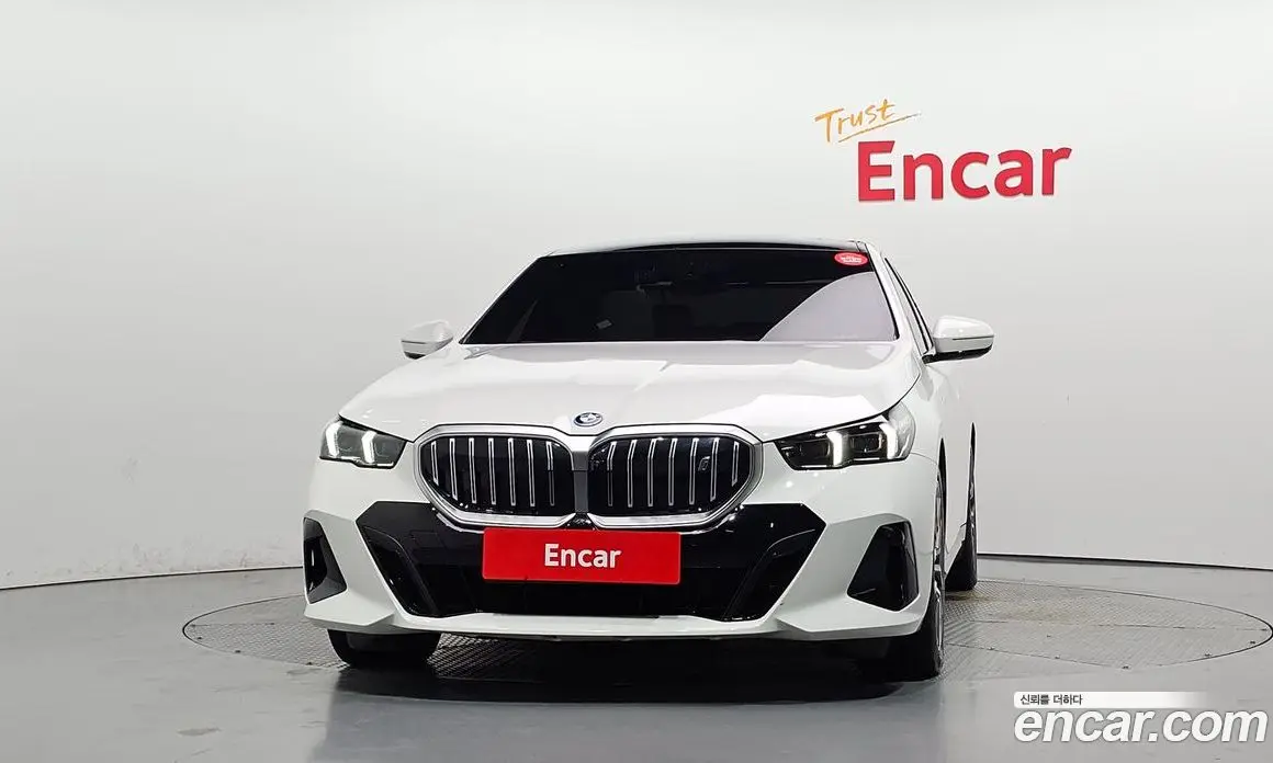 BMW i5 2025 0.2 автомат (гидро), фото 3 BMW i5 2025 0.2 автомат (гидро), фото 3