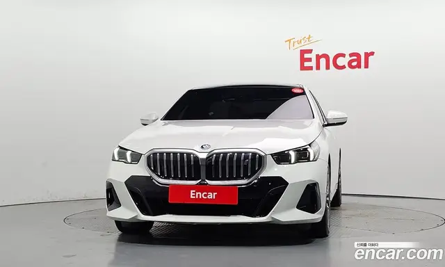 BMW i5 2025 0.2 автомат (гидро), миниатюра 3 BMW i5 2025 0.2 автомат (гидро), миниатюра 3