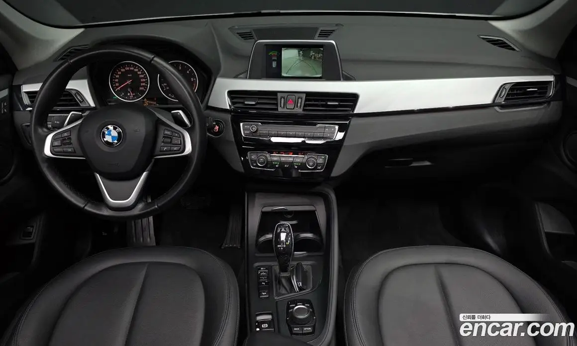 BMW X1 2018 2.0 автомат (гидро), фото 9