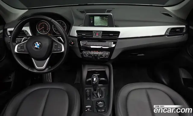BMW X1 2018 2.0 автомат (гидро), миниатюра 9