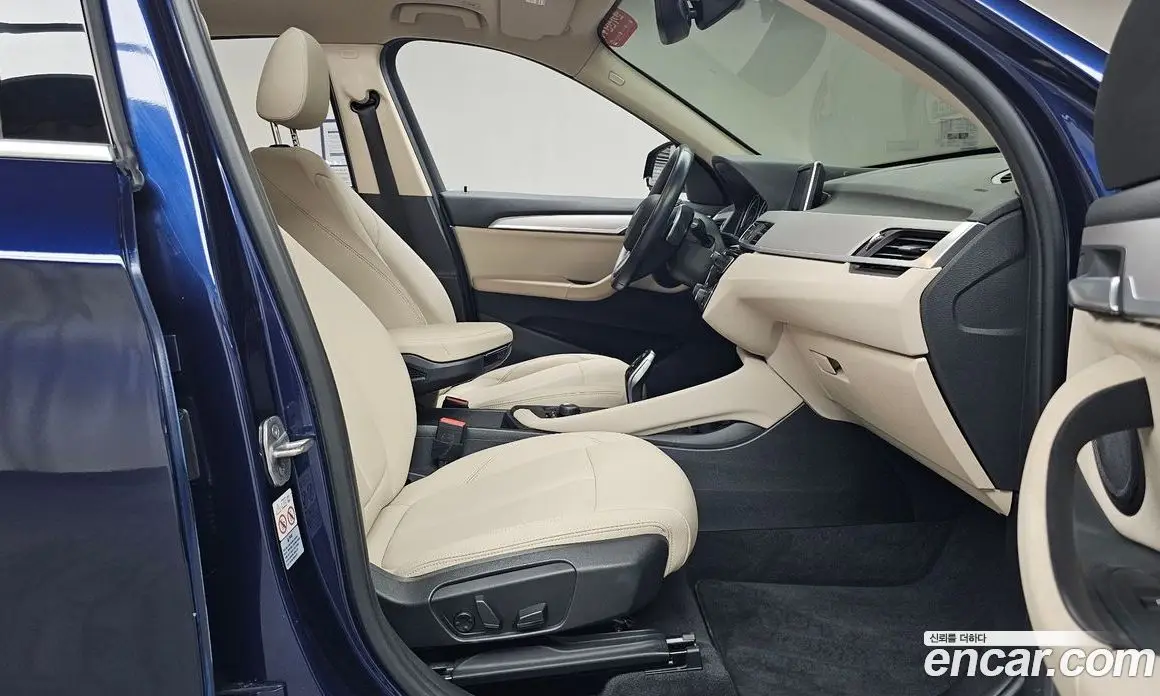 BMW X1 2020 2.0 автомат (гидро), фото 16
