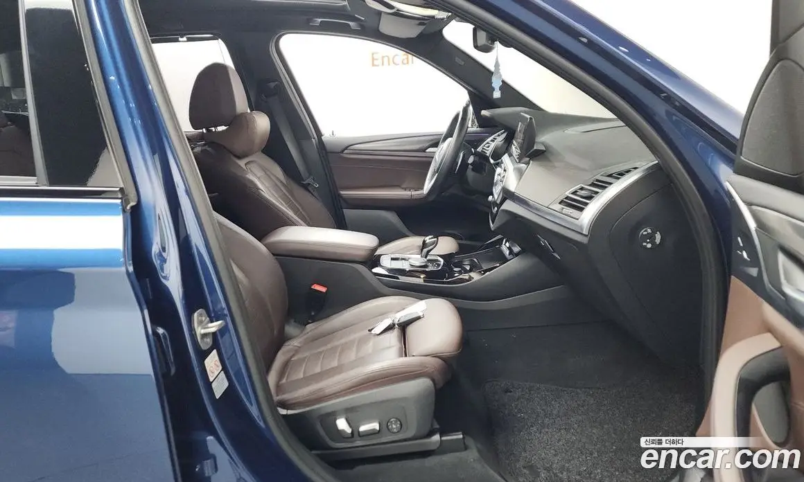 BMW X3 2023 2.0 автомат (гидро), фото 16