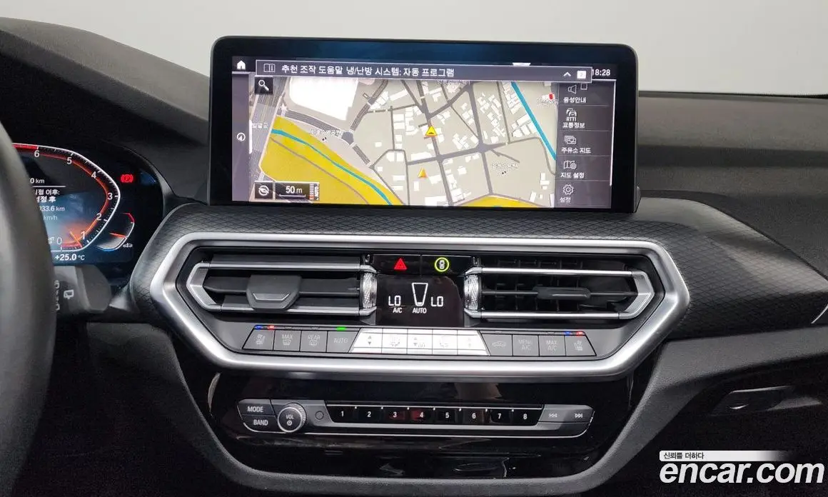 BMW X3 2023 2.0 автомат (гидро), фото 18
