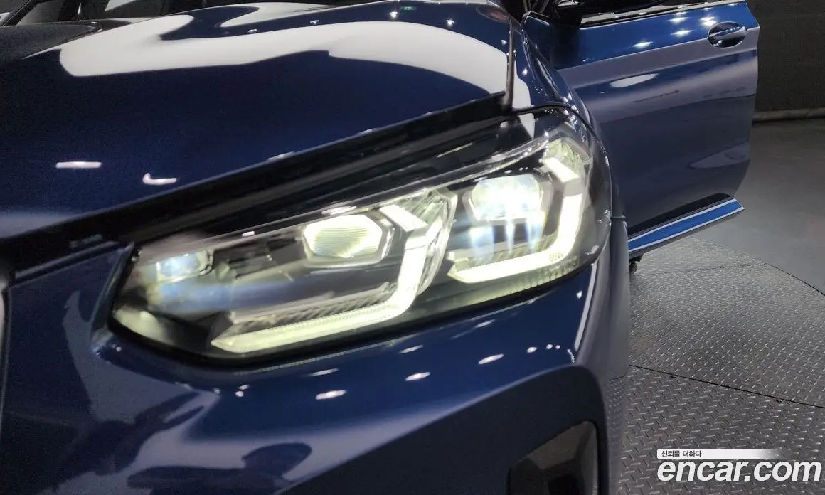 BMW X3 2023 2.0 автомат (гидро), фото 7