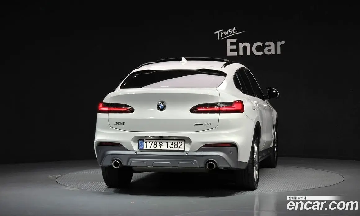 BMW X4 2020 2.0 автомат (гидро), фото 4 BMW X4 2020 2.0 автомат (гидро), фото 4