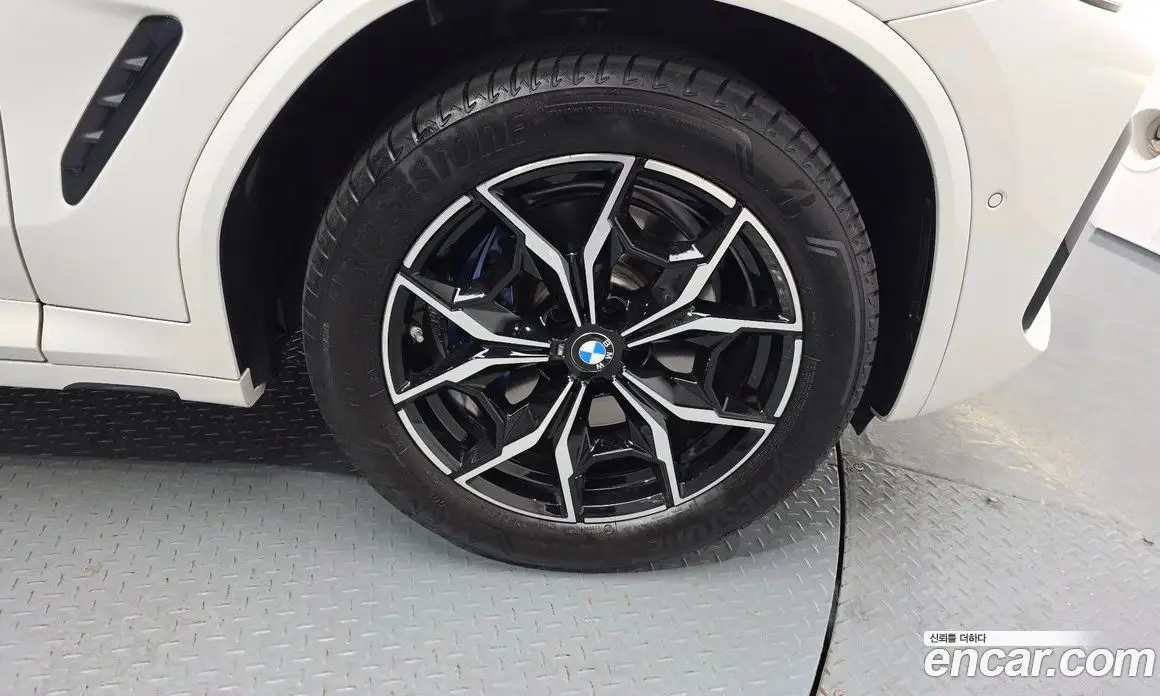 BMW X4 2022 2.0 автомат (гидро), фото 7 BMW X4 2022 2.0 автомат (гидро), фото 7