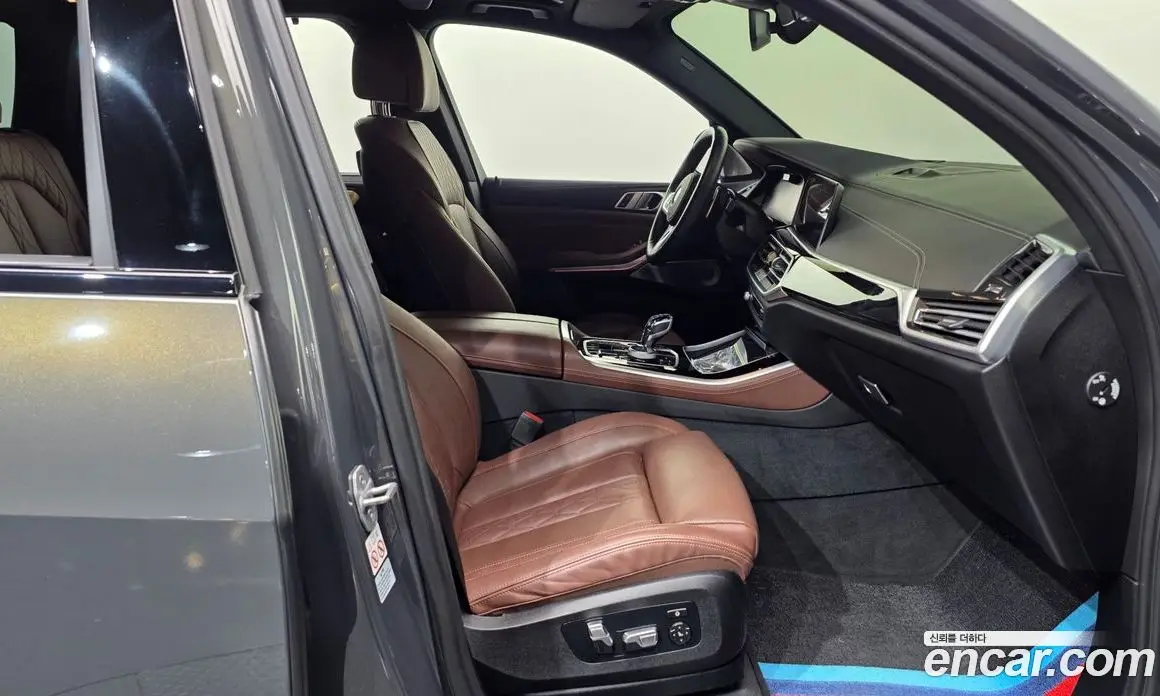 BMW X5 2023 3.0 автомат (гидро), фото 17