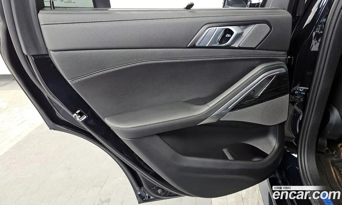 BMW X6 2024 3.0 автомат (гидро), фото 15