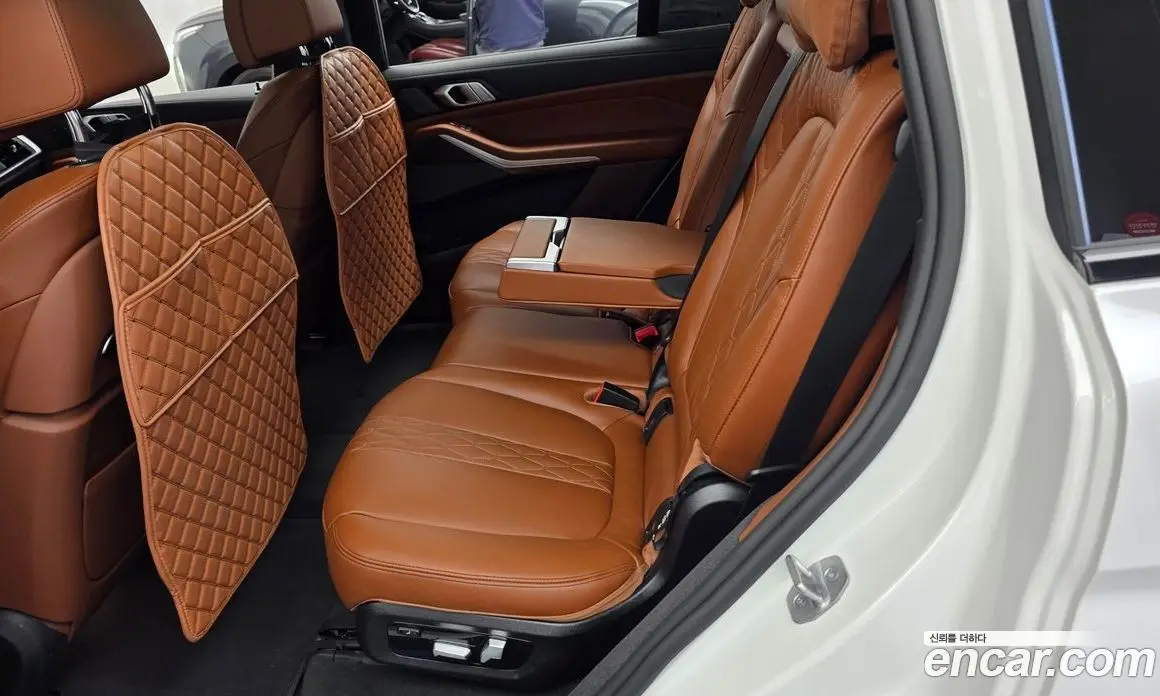BMW X7 2025 3.0 автомат (гидро), фото 16