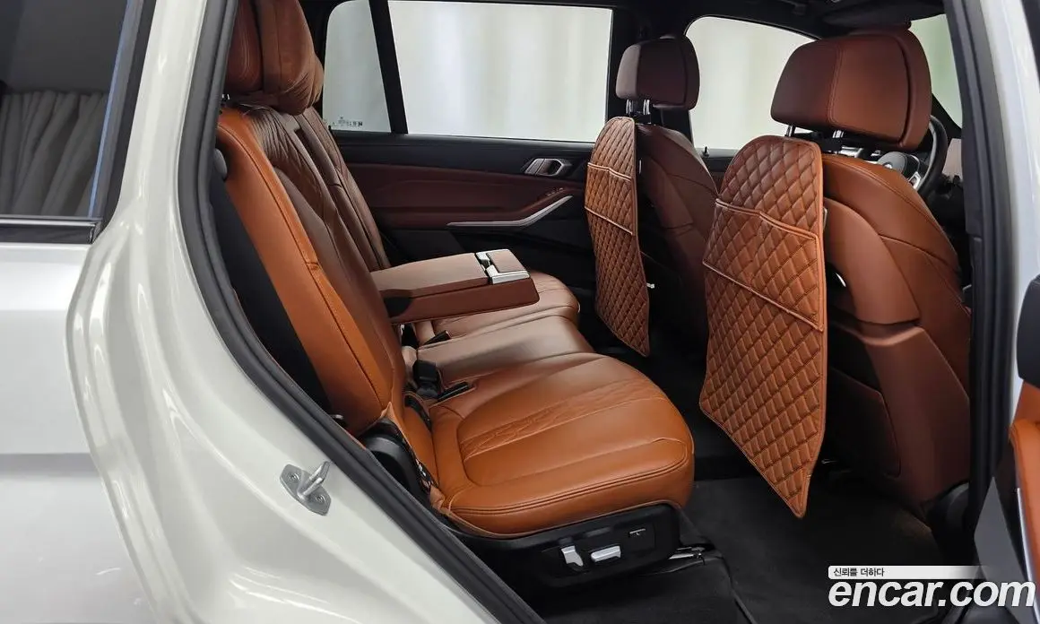BMW X7 2025 3.0 автомат (гидро), фото 18