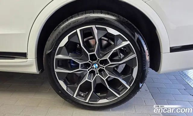 BMW X7 2025 3.0 автомат (гидро), миниатюра 7