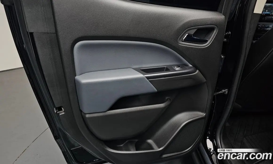 Chevrolet Colorado 2020 3.6 автомат (гидро), фото 14