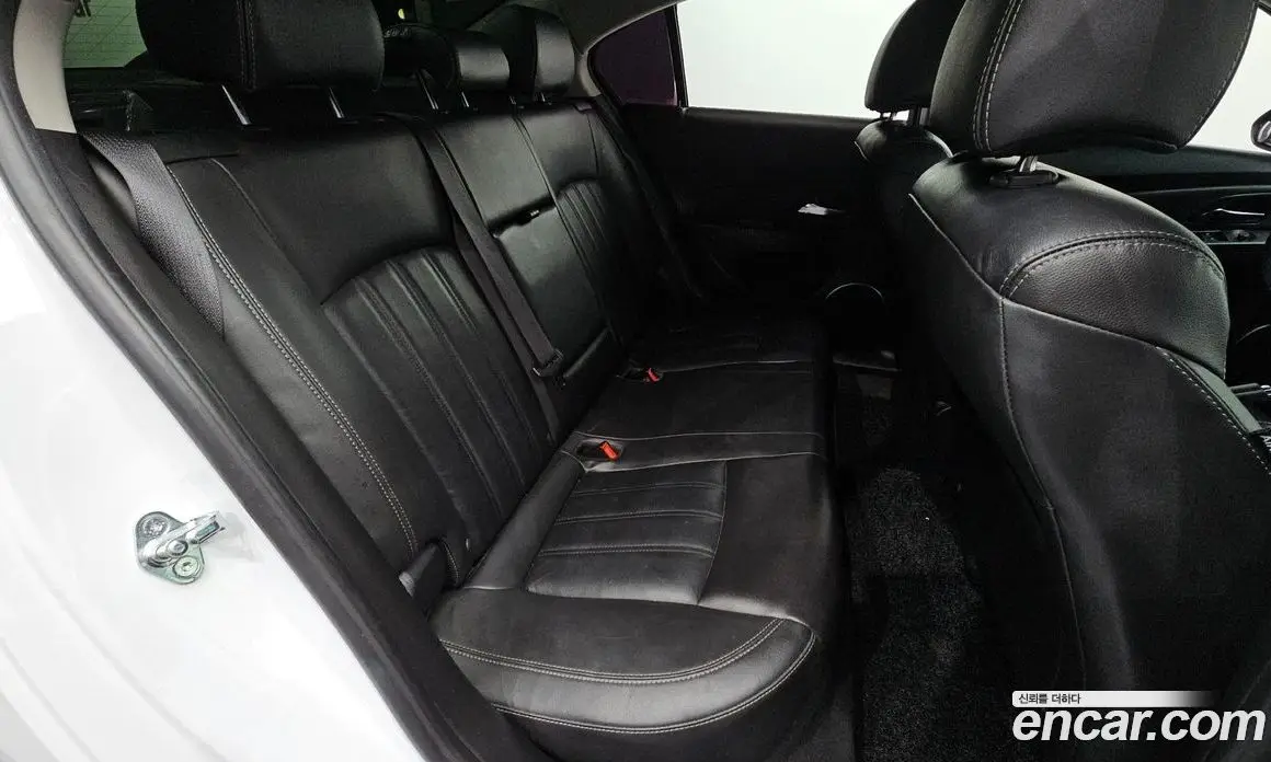 Chevrolet Cruze 2016 1.8 автомат (гидро), фото 16 Chevrolet Cruze 2016 1.8 автомат (гидро), фото 16