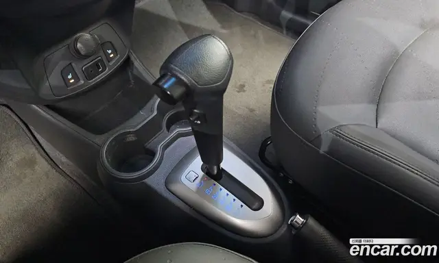 Chevrolet Spark 2013 1.0 автомат (гидро), миниатюра 12