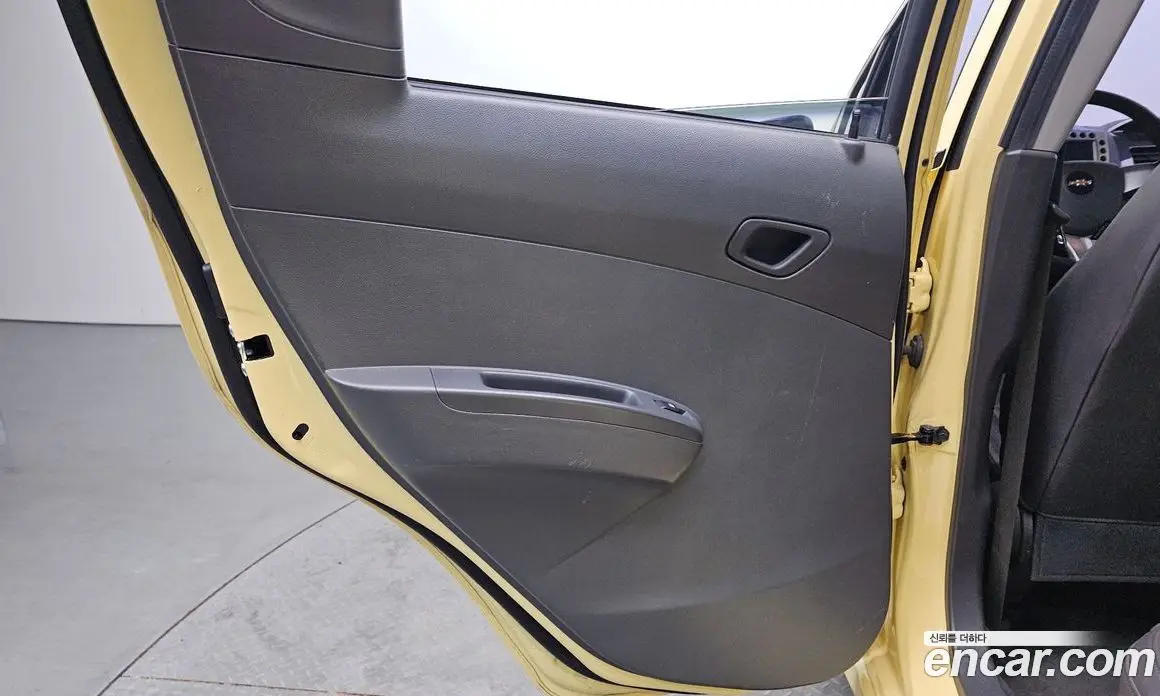 Chevrolet Spark 2013 1.0 автомат (гидро), фото 15