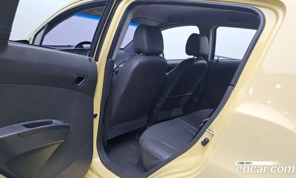 Chevrolet Spark 2013 1.0 автомат (гидро), фото 17