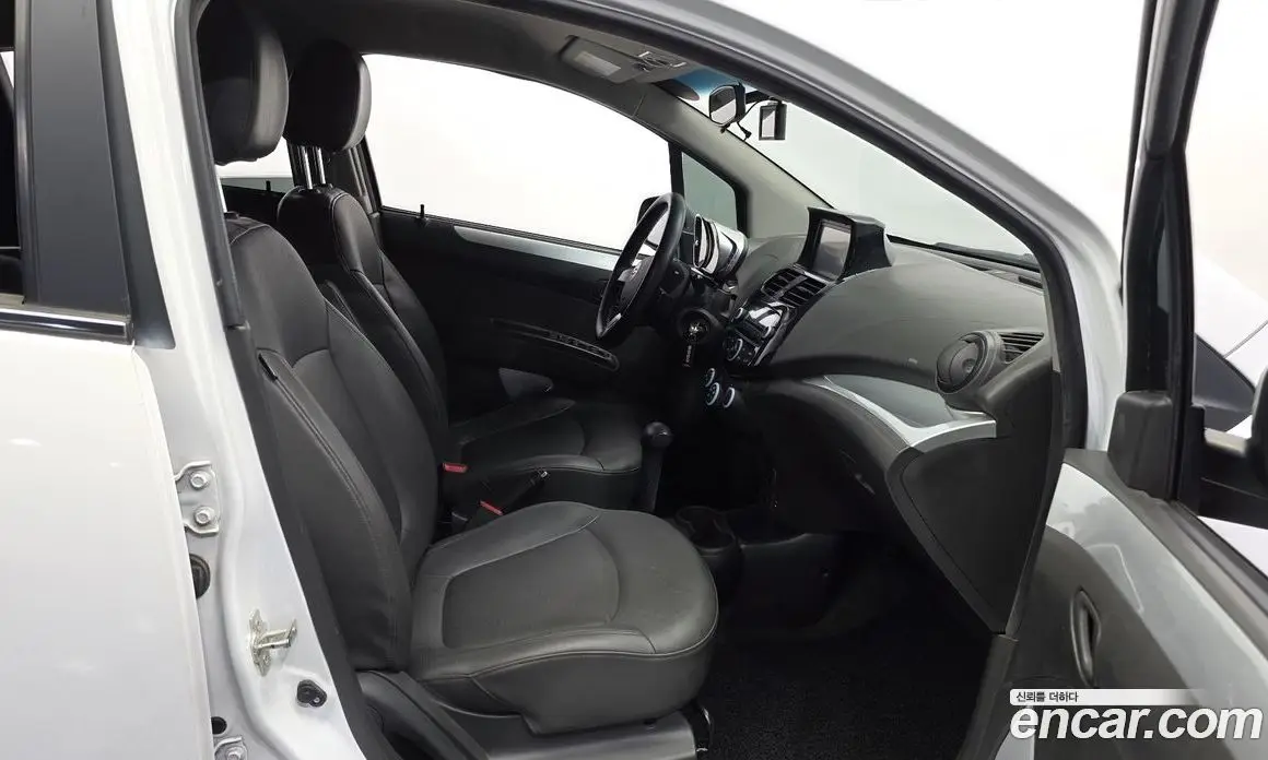 Chevrolet Spark 2013 1.0 автомат (гидро), фото 17