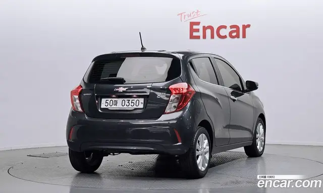 Chevrolet Spark 2016 1.0 автомат (гидро), миниатюра 2